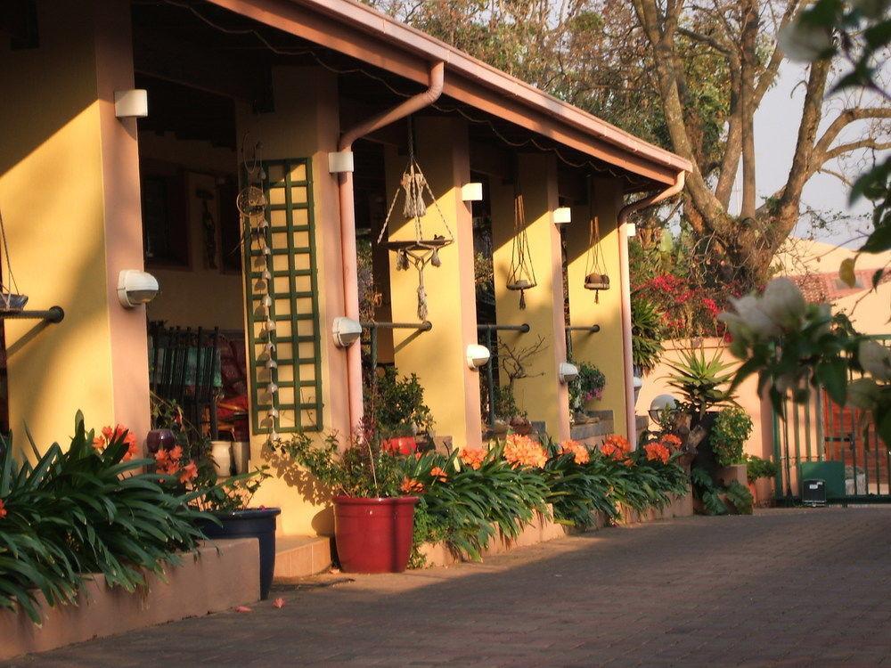 Cherry Tree Cottage B&B Linden Γιοχάνεσμπουργκ Εξωτερικό φωτογραφία